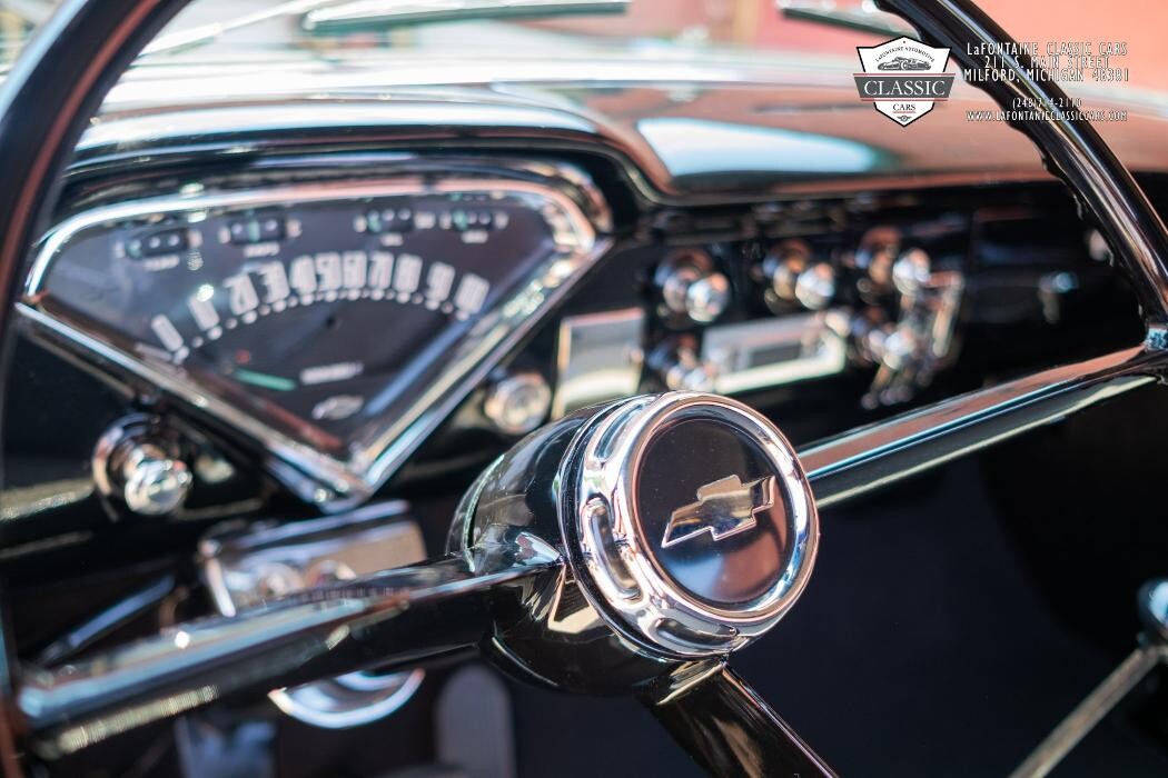 Images LaFontaine Classic Cars