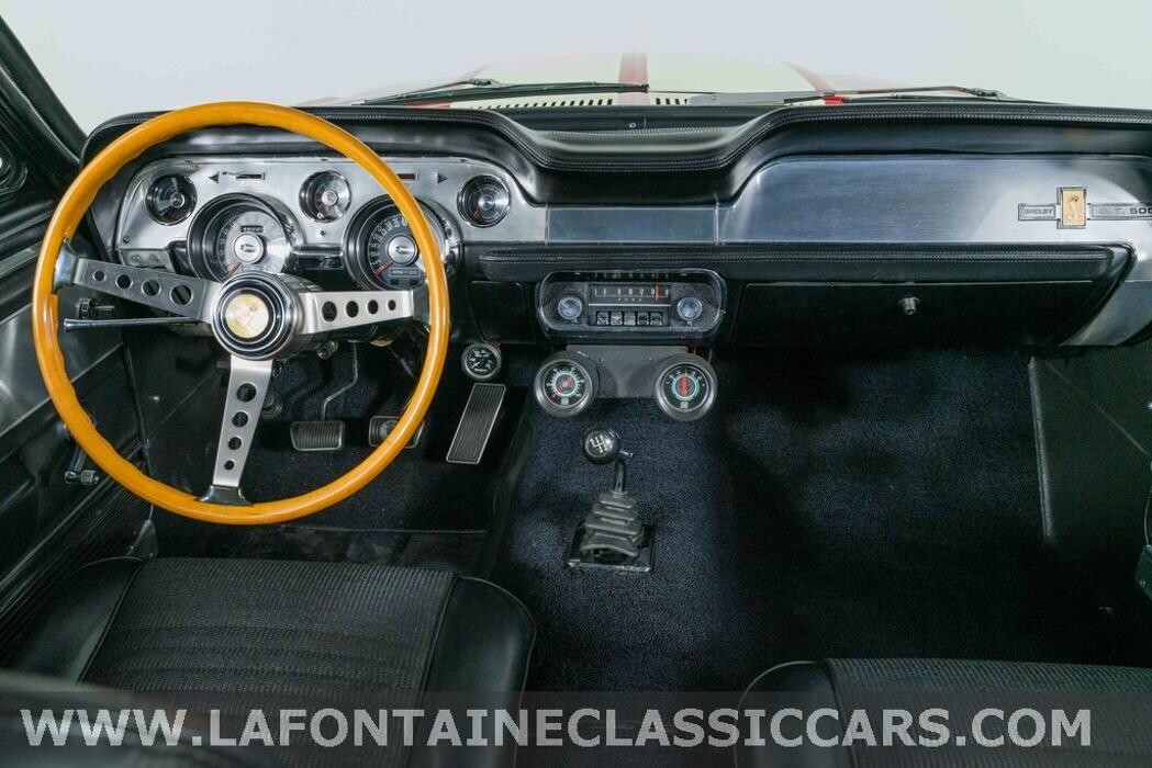 Images LaFontaine Classic Cars