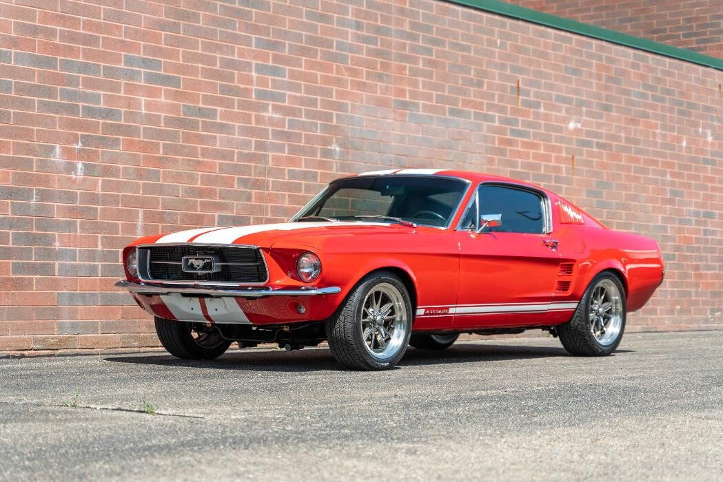 Images LaFontaine Classic Cars