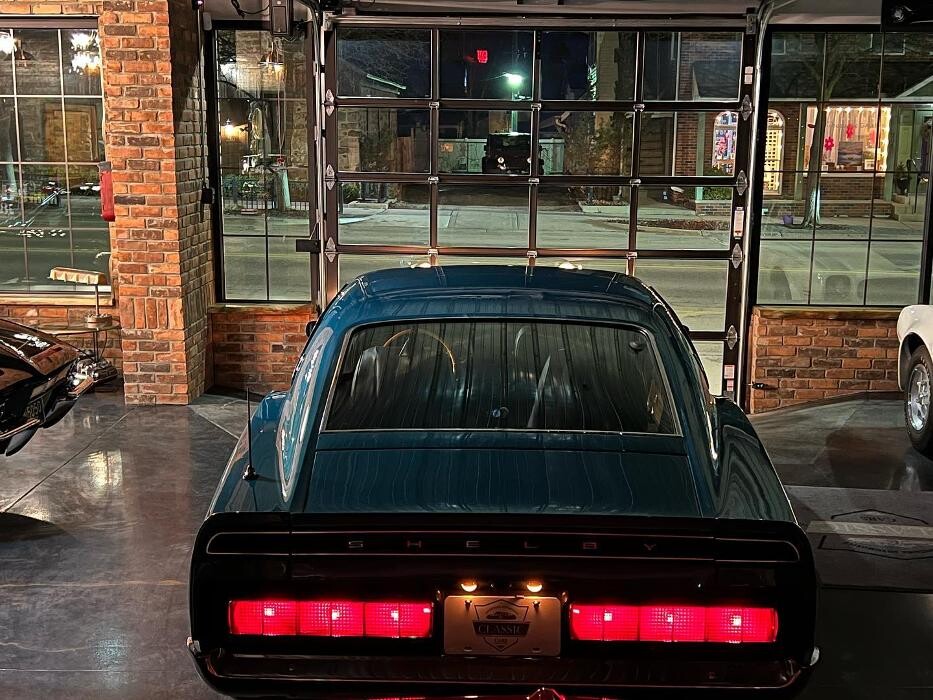 Images LaFontaine Classic Cars