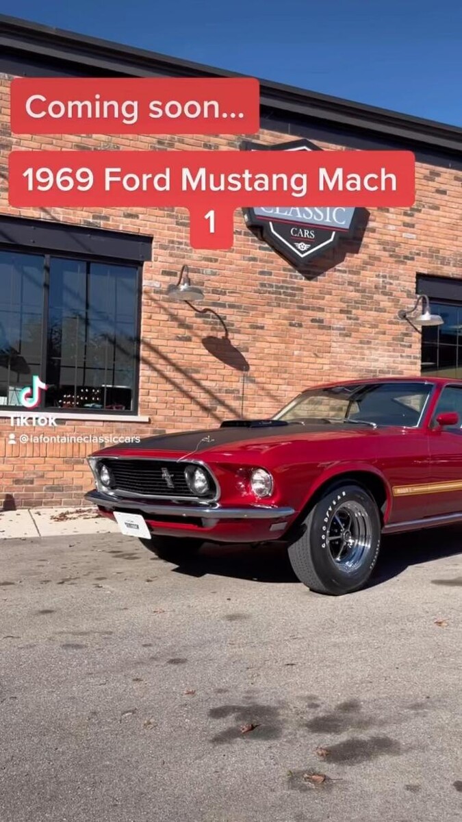 Images LaFontaine Classic Cars