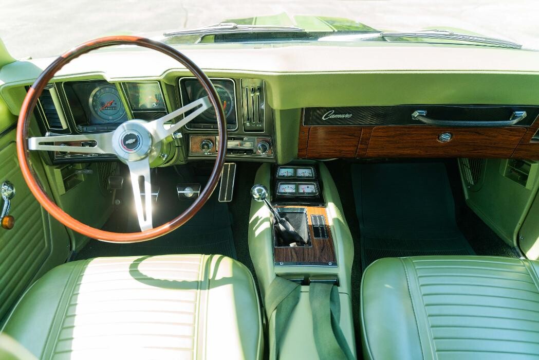 Images LaFontaine Classic Cars