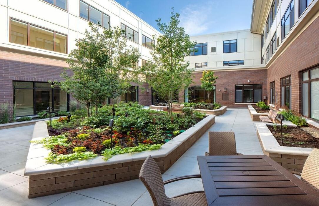 Images The Sheridan at River Forest