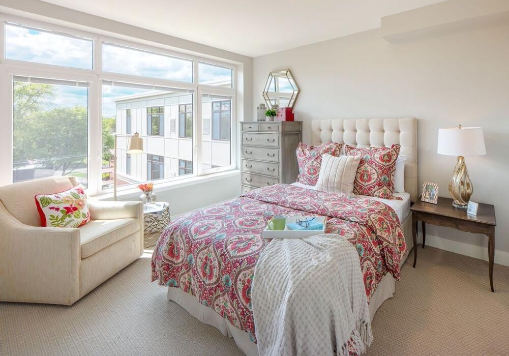 Images The Sheridan at River Forest