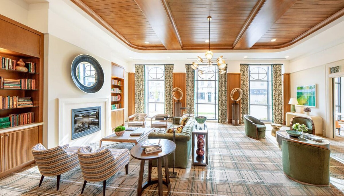 Images The Sheridan at River Forest