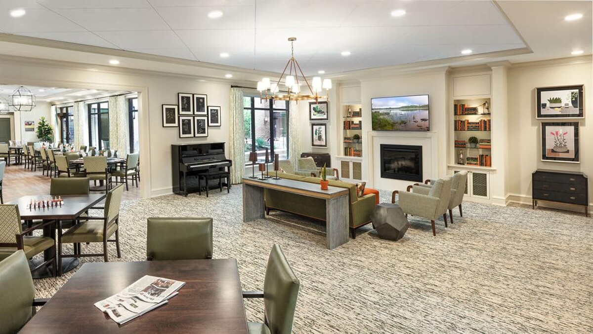 Images The Sheridan at River Forest
