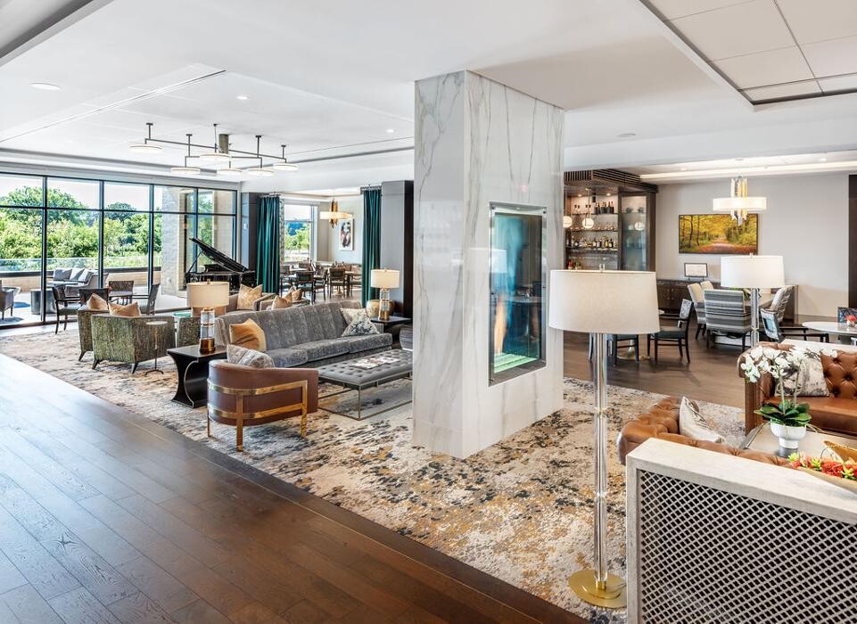 Images The Sheridan at Oak Brook