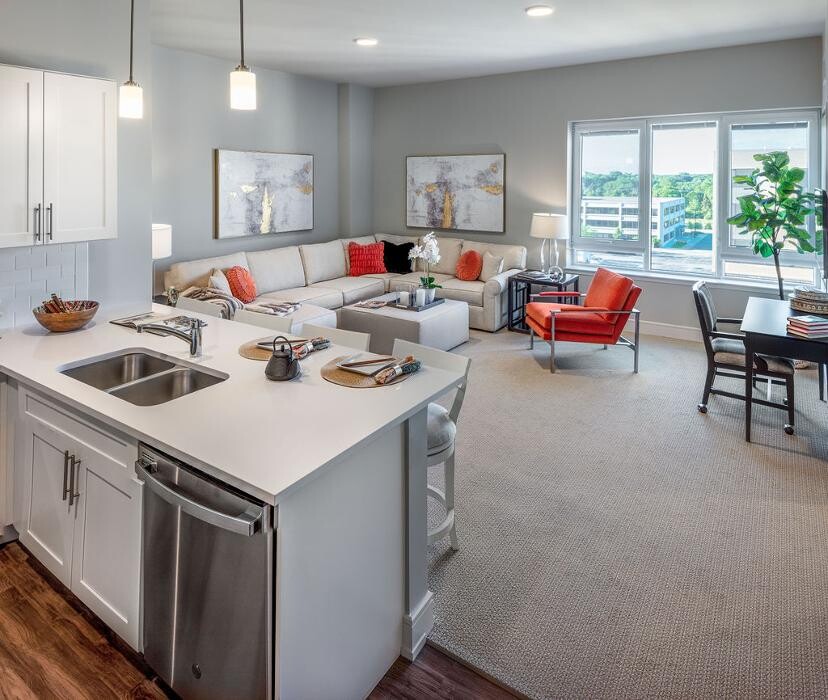 Images The Sheridan at Oak Brook