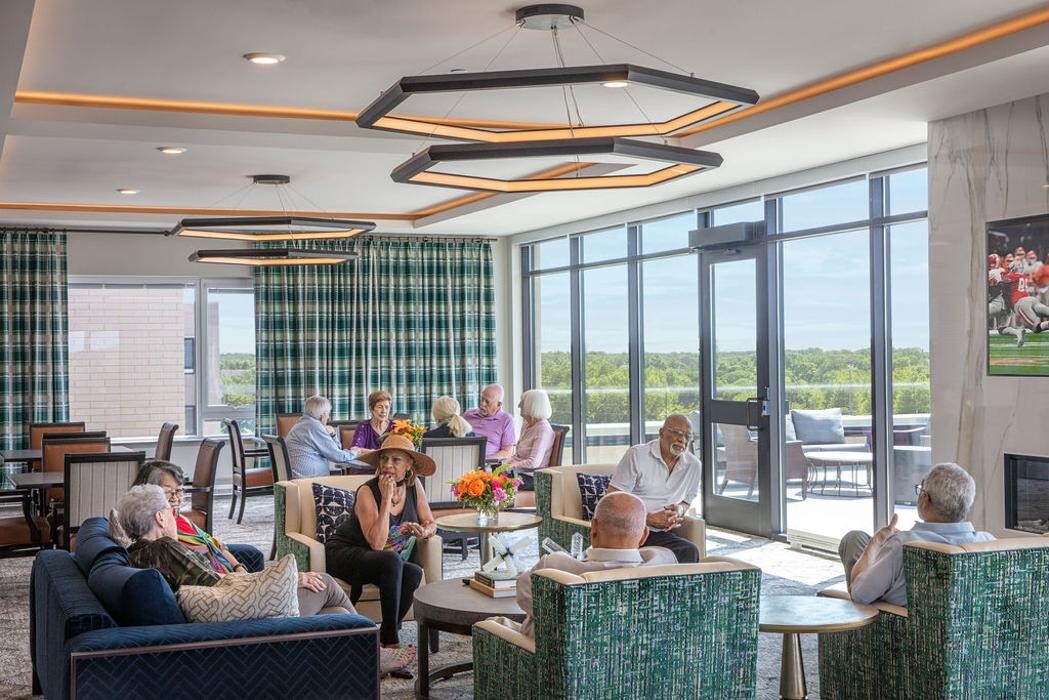 Images The Sheridan at Oak Brook