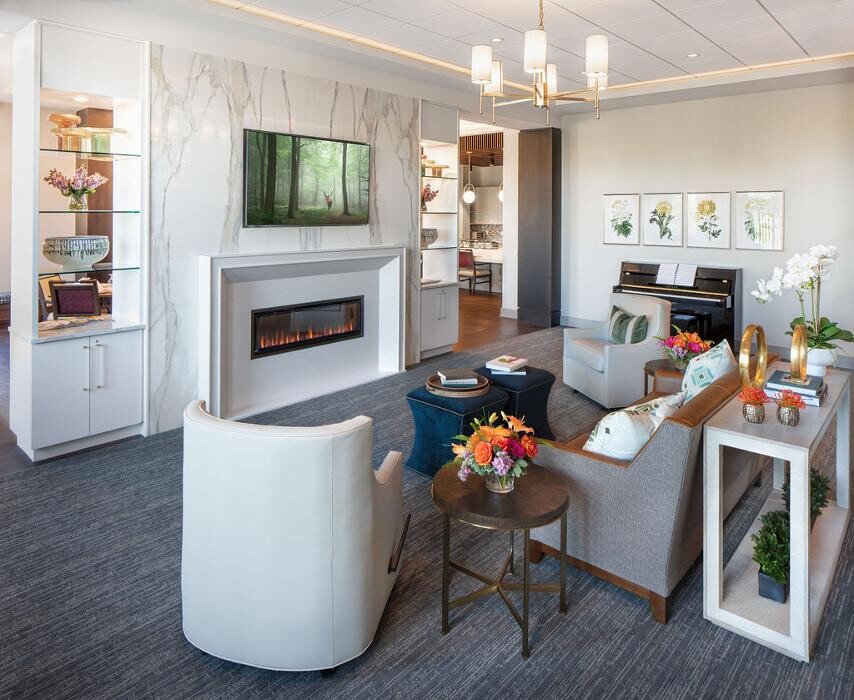 Images The Sheridan at Oak Brook