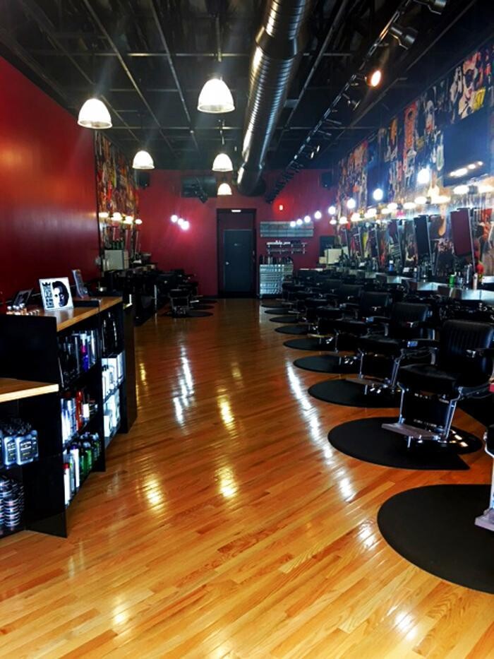 Images Floyd's 99 Barbershop