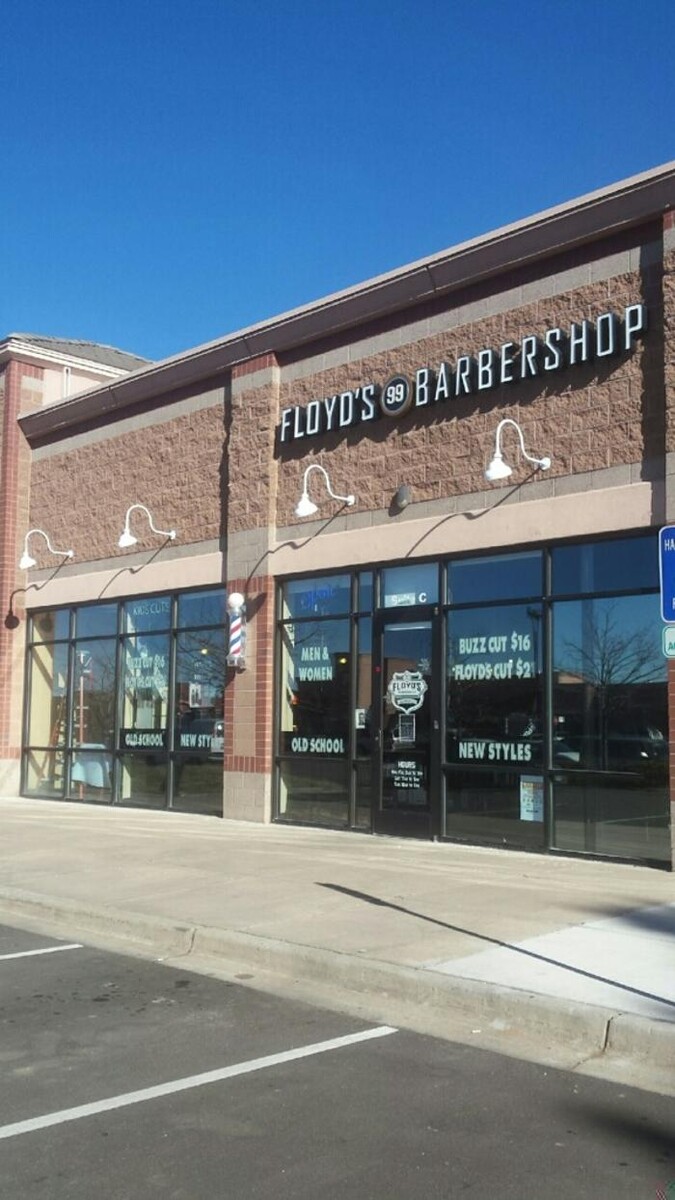 Images Floyd's 99 Barbershop