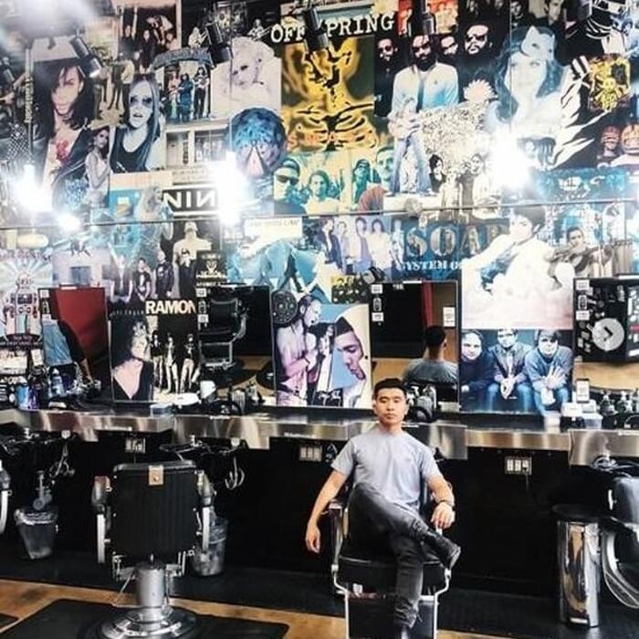 Images Floyd's 99 Barbershop