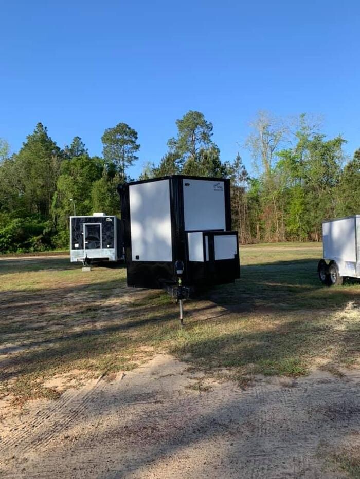 Images Colony City Cargo, LLC