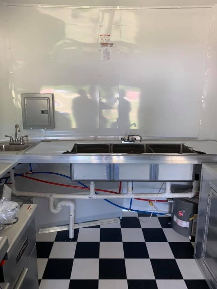 Images Colony City Cargo, LLC