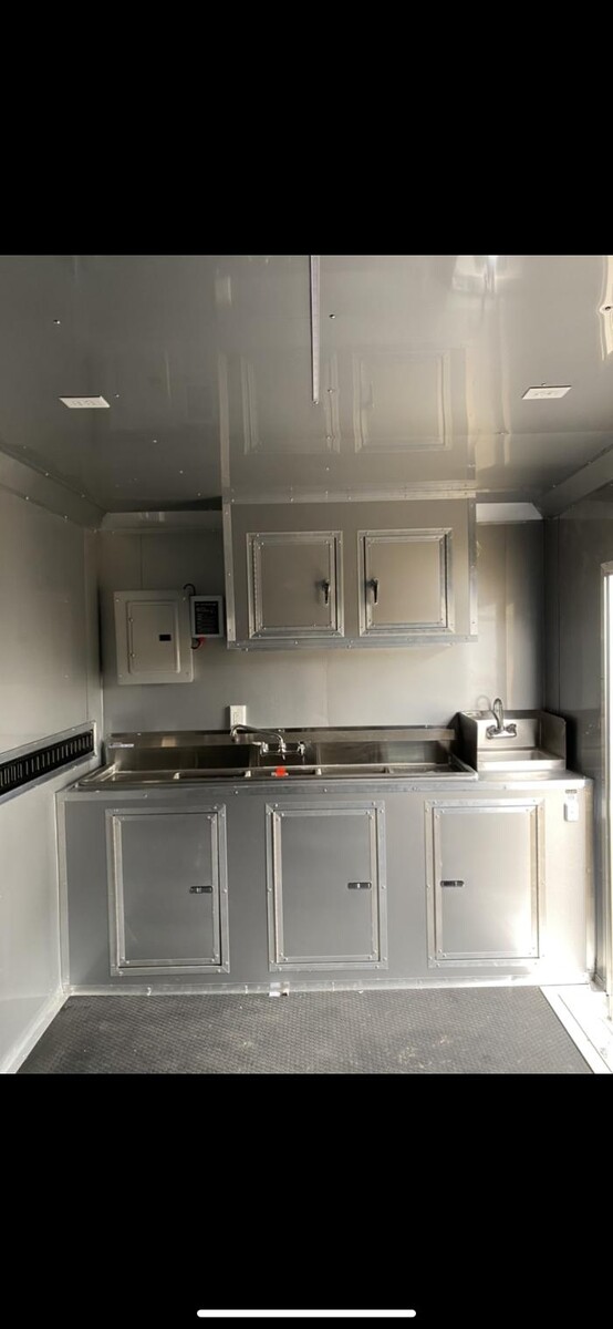 Images Colony City Cargo, LLC