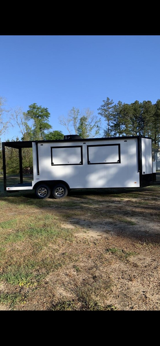 Images Colony City Cargo, LLC