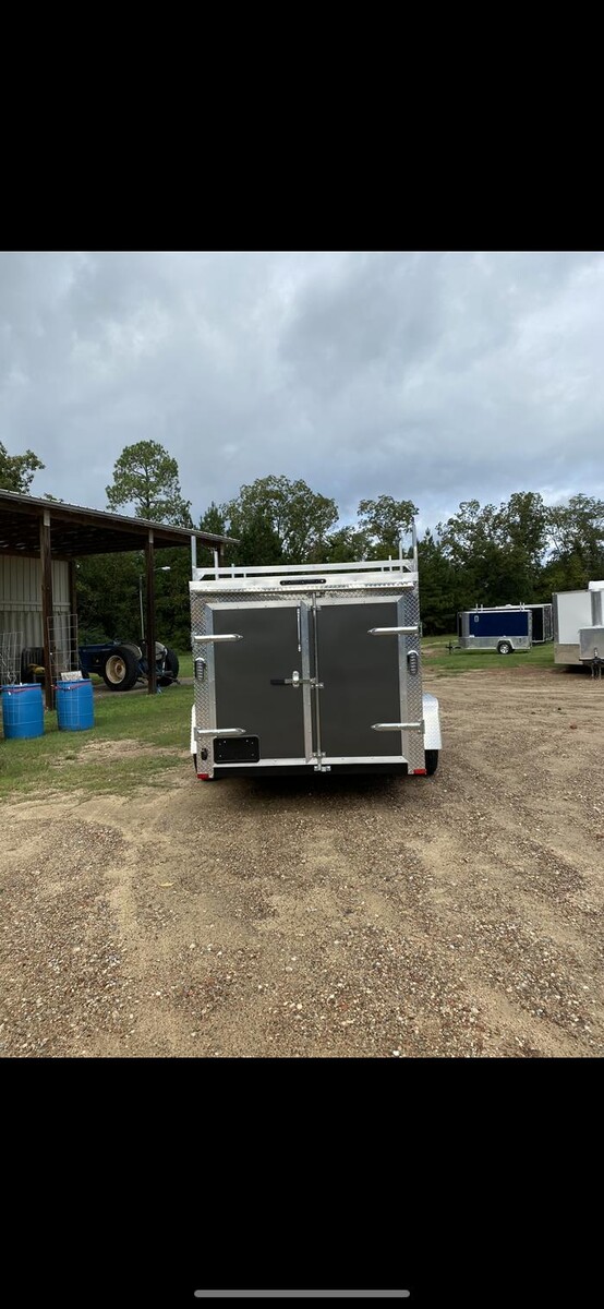 Images Colony City Cargo, LLC