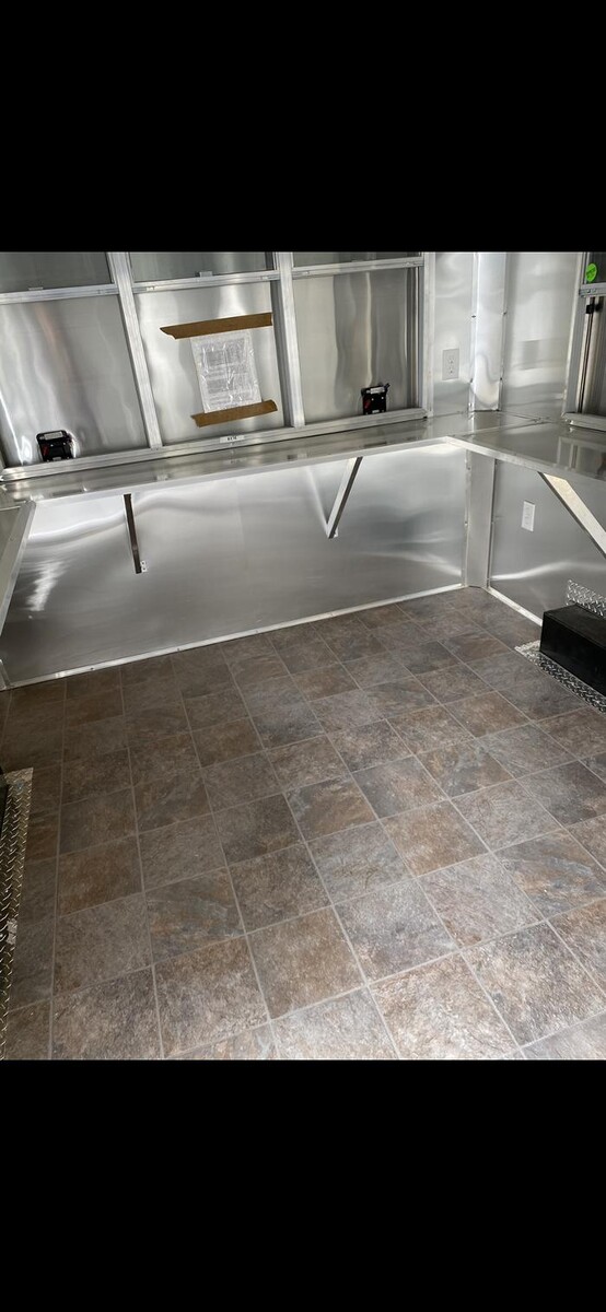 Images Colony City Cargo, LLC