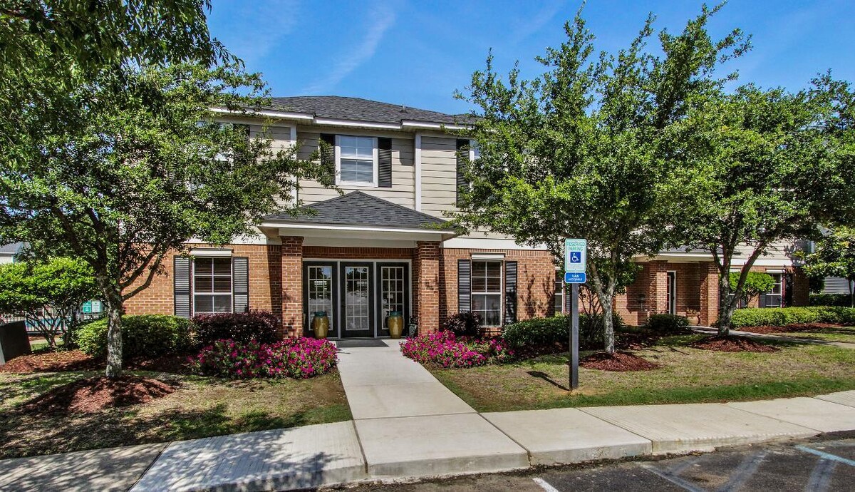 Images The Vineyard At Castlewoods Apartment Homes