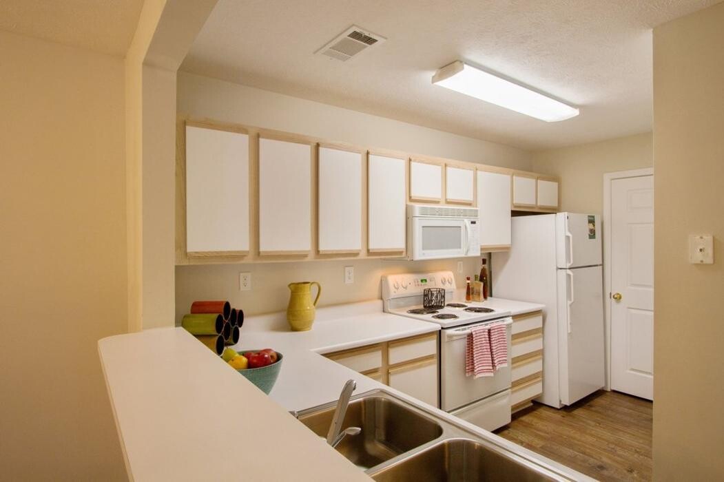 Images Bridgewater Apartment Homes