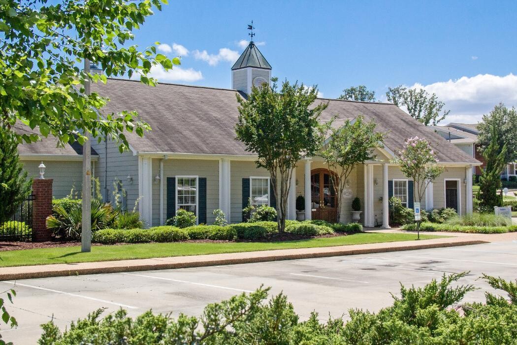 Images Bridgewater Apartment Homes
