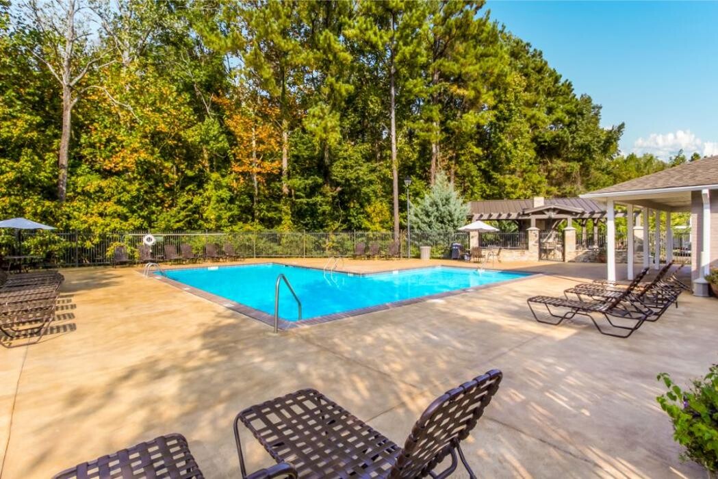Images Highpointe At Crossgates Apartment Homes