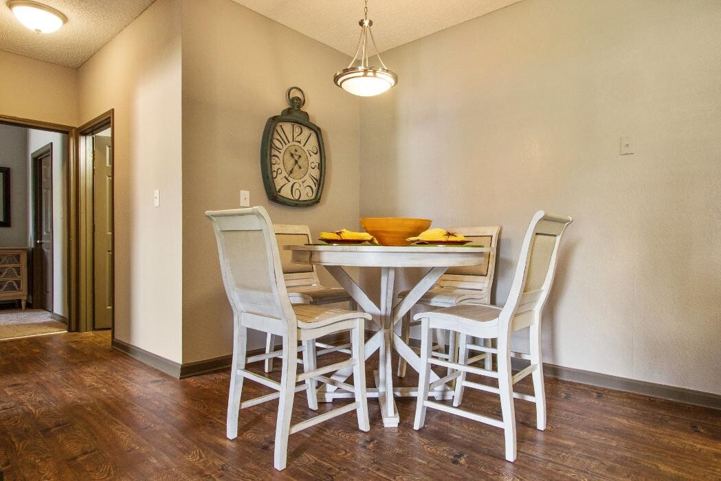 Images Highpointe At Crossgates Apartment Homes