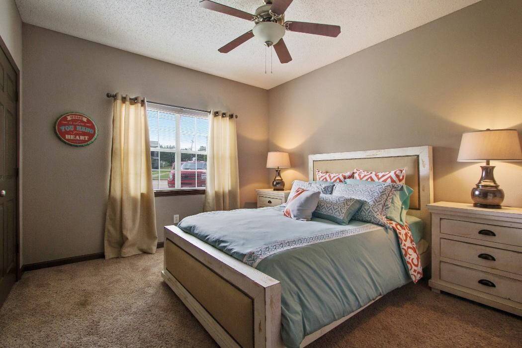 Images Highpointe At Crossgates Apartment Homes