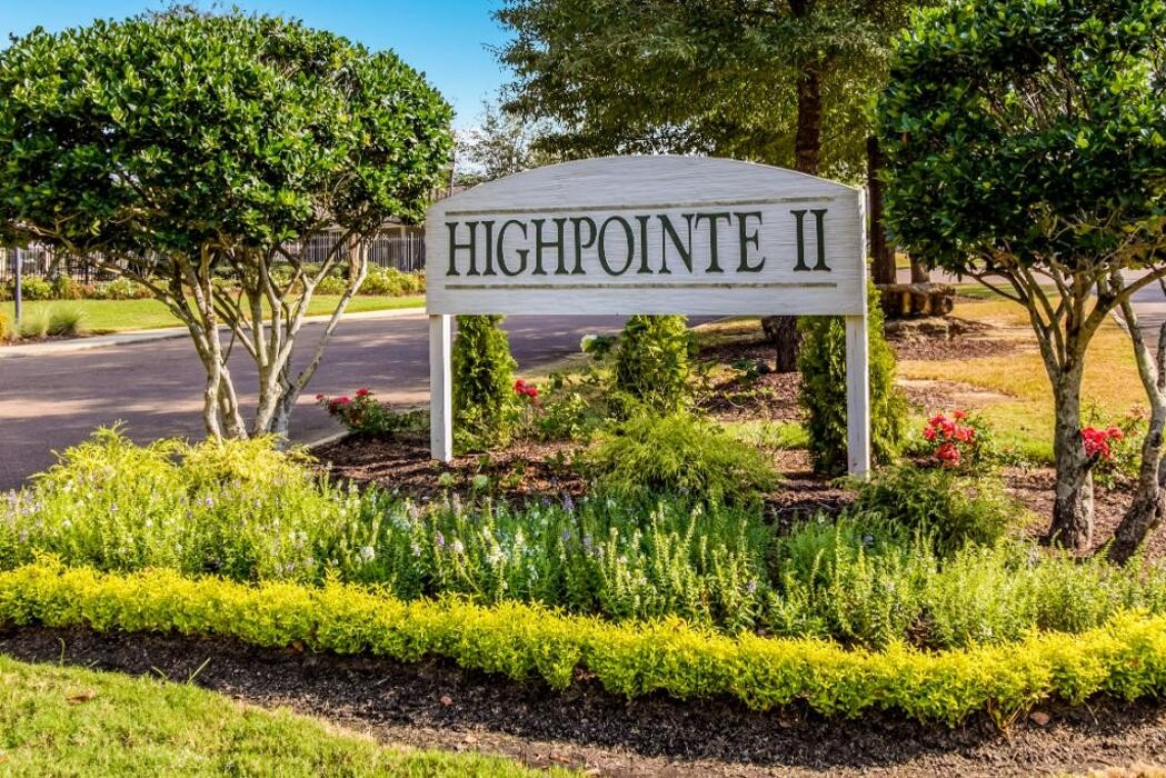 Images Highpointe At Crossgates Apartment Homes