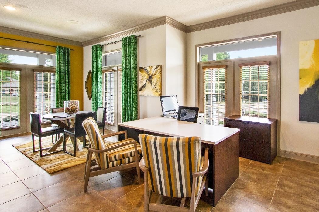 Images Highpointe At Crossgates Apartment Homes