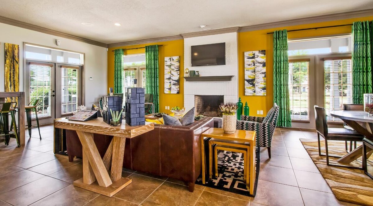 Images Highpointe At Crossgates Apartment Homes