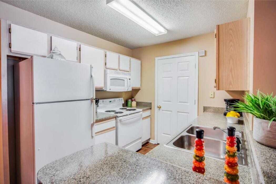 Images The Pointe Apartment Homes