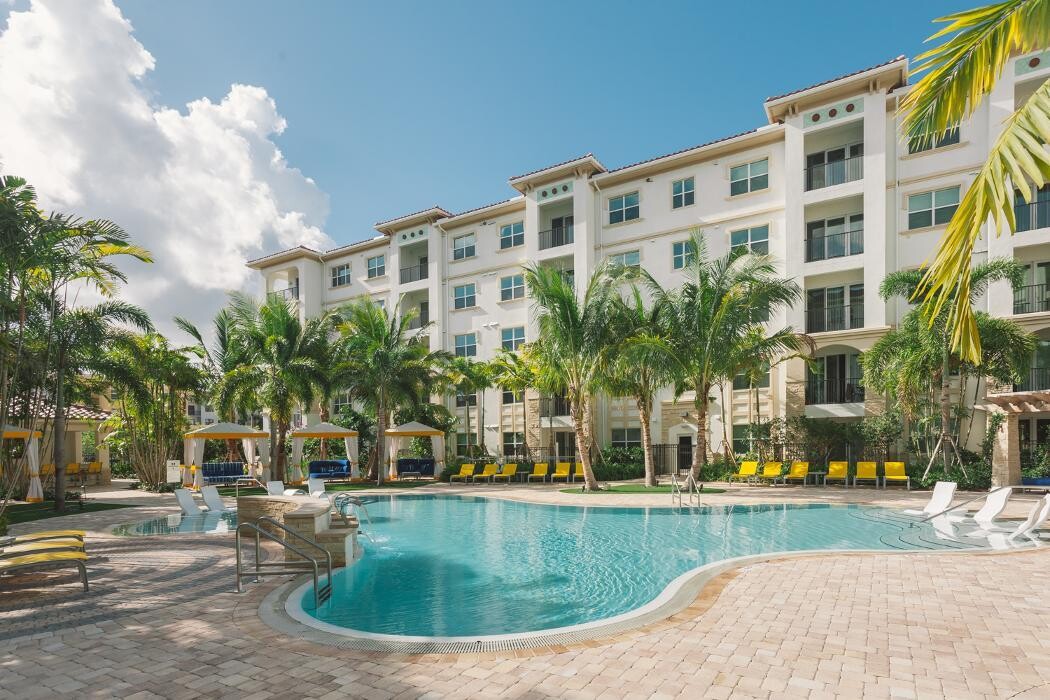 Images AMLI Sawgrass Village