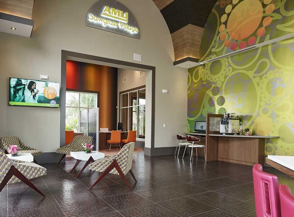 Images AMLI Sawgrass Village