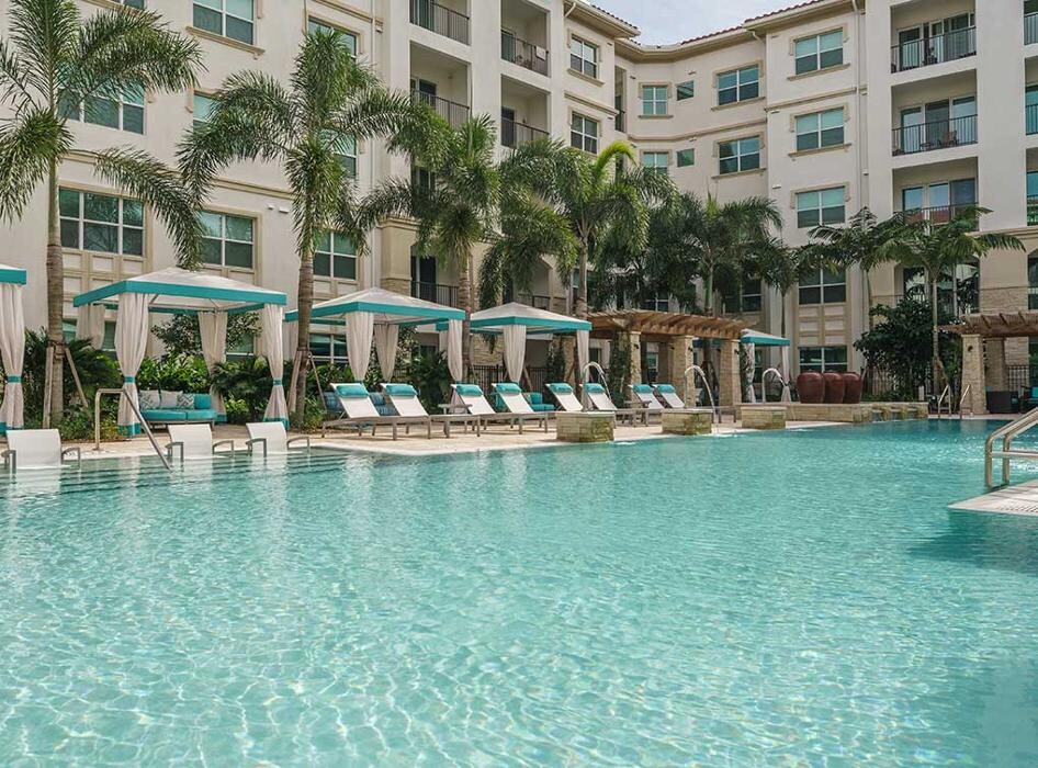 Images AMLI Sawgrass Village