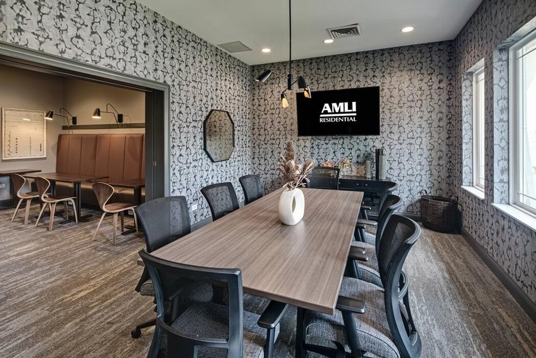 Images AMLI at Seven Bridges