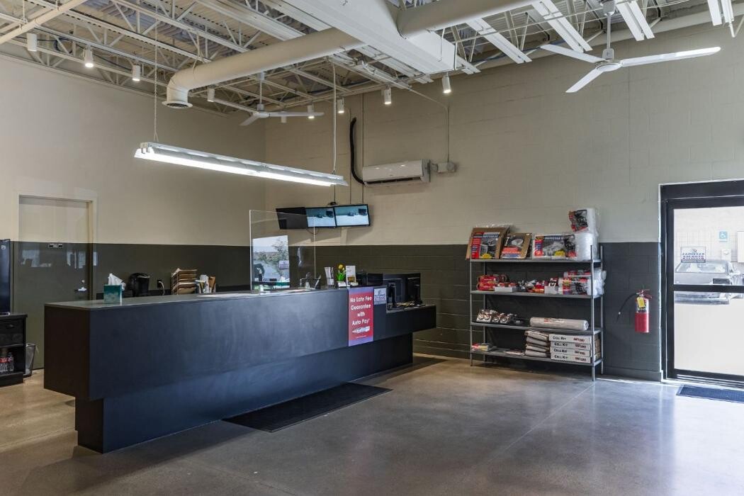 Images National Storage Centers - Royal Oak