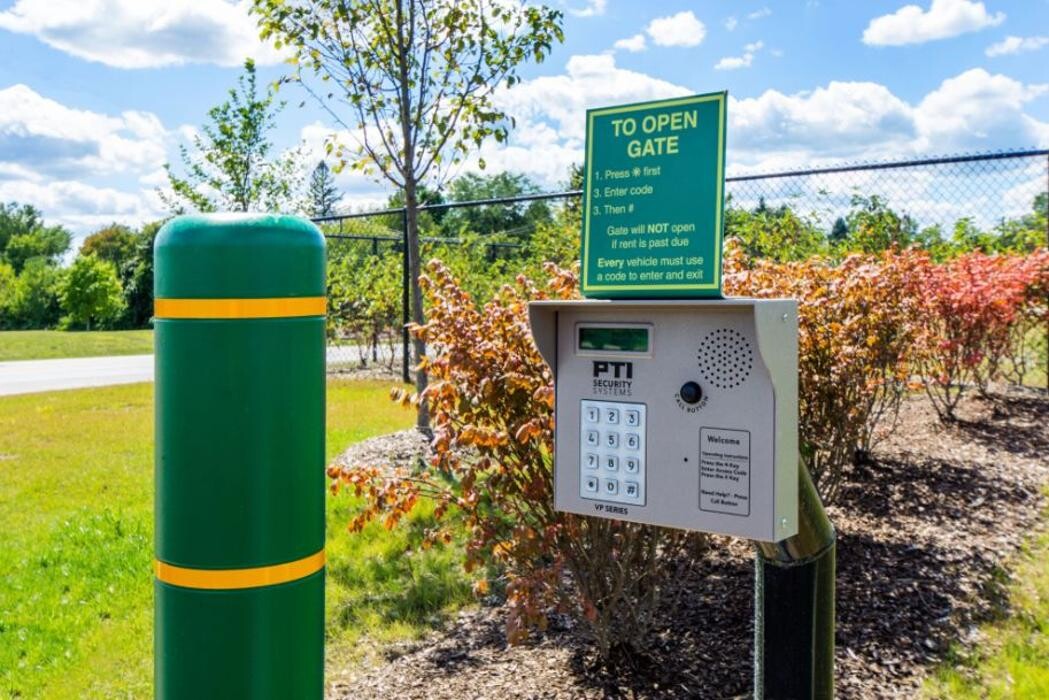 Images C-More Self Storage