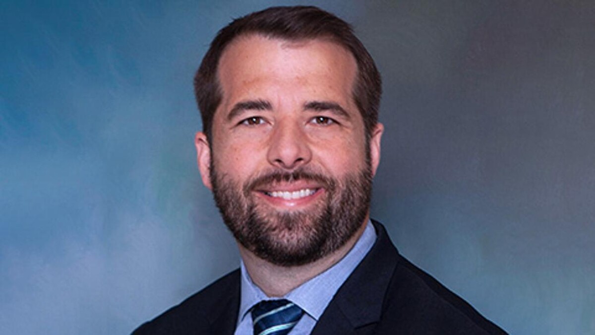 Images Dr. Robert Williams, MD