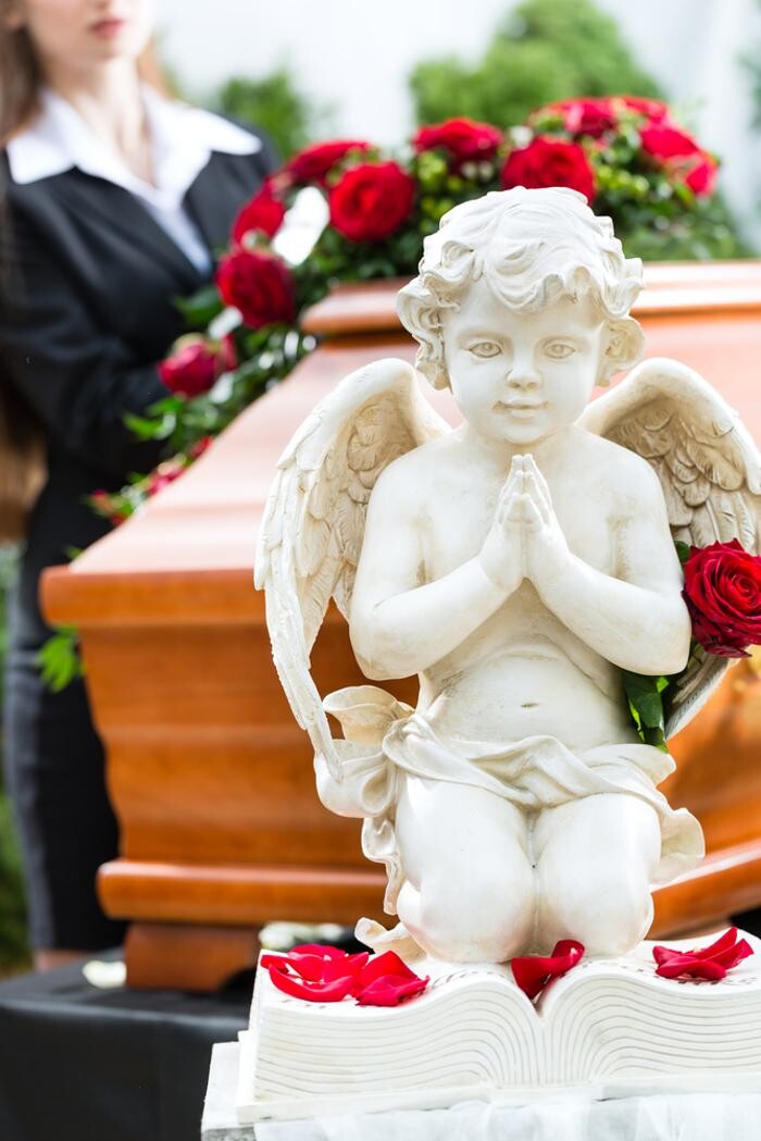 Images Wallace & Wallace, Inc. Funeral Chapels & Crematory