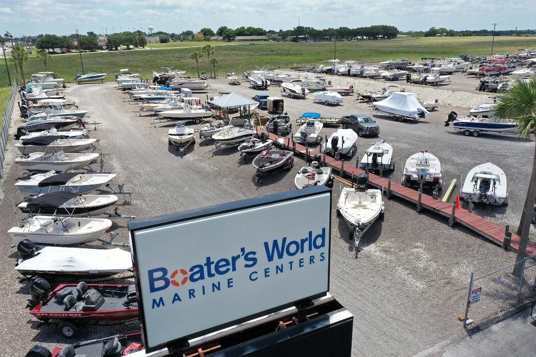 Images Boater's World Marine Centers