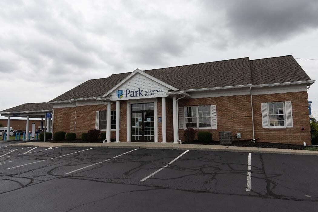 Images Park National Bank: Marion Office