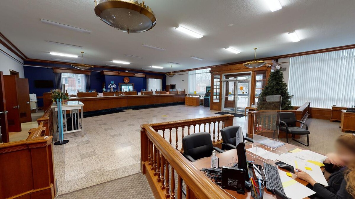 Images Park National Bank: New Carlisle Office