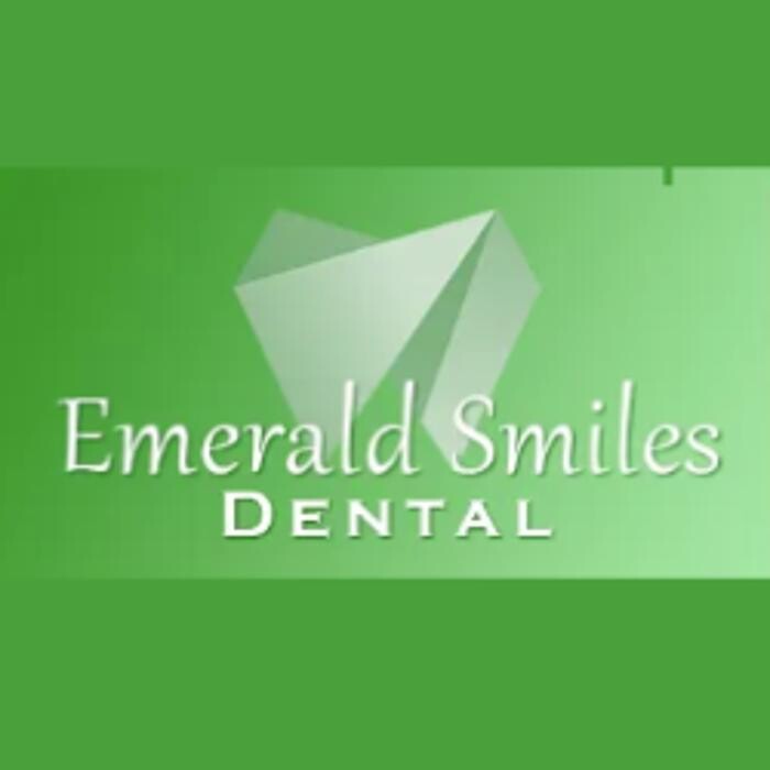 Emerald Smile Logo