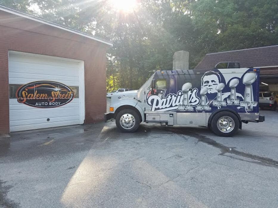 Images Salem Street Auto Body