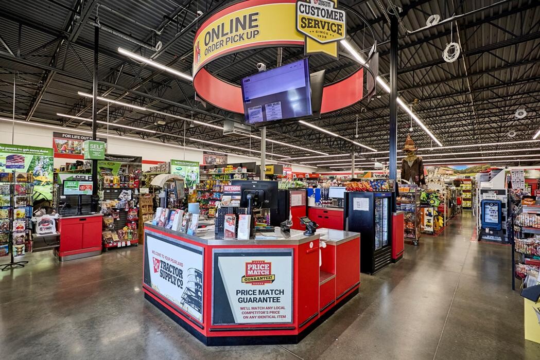 Images Tractor Supply Co.
