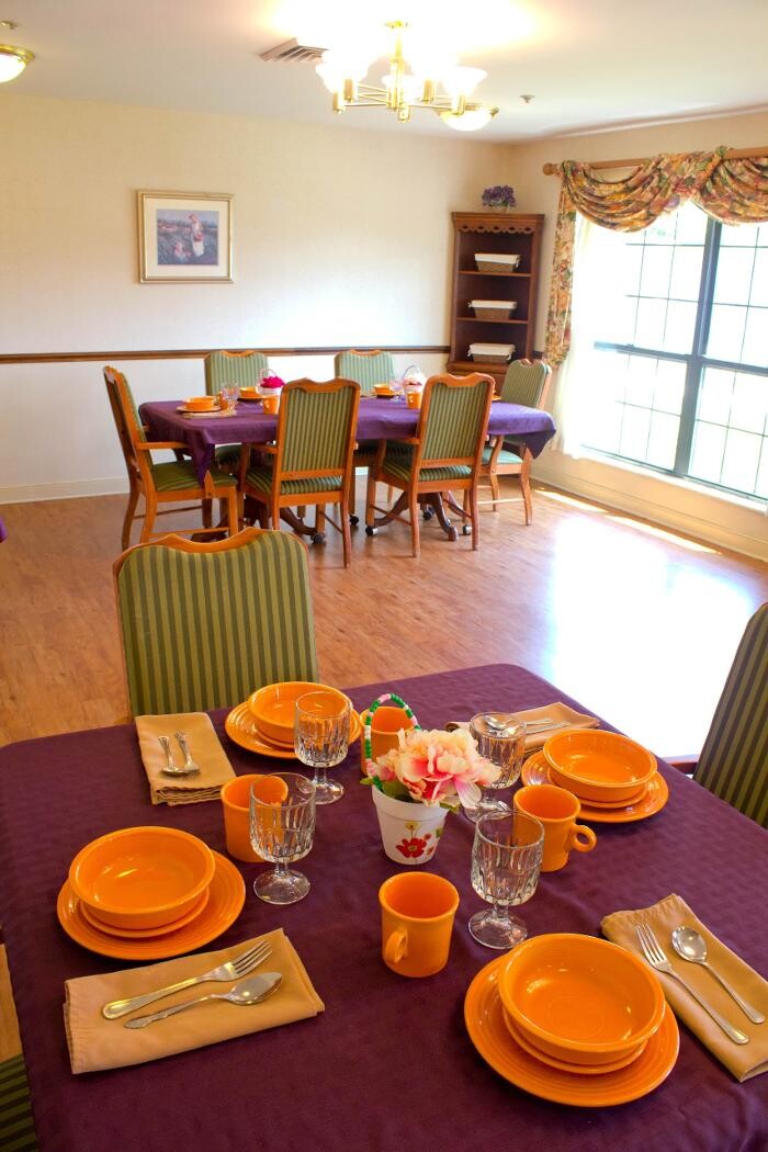 Images Charter Senior Living of Columbia