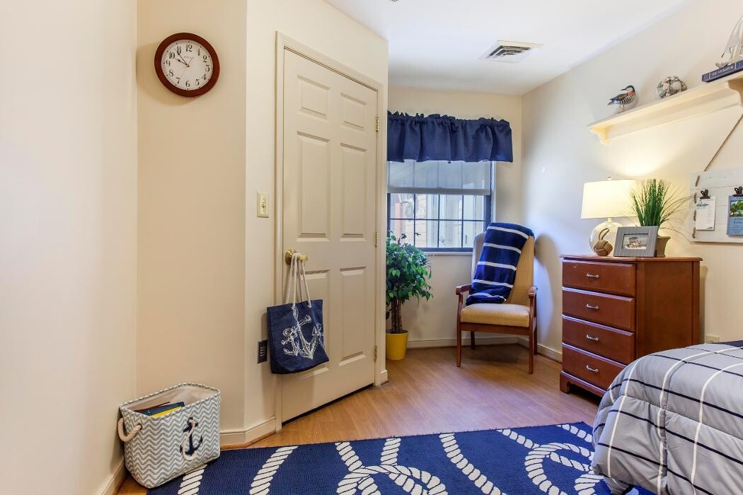 Images Charter Senior Living of Columbia
