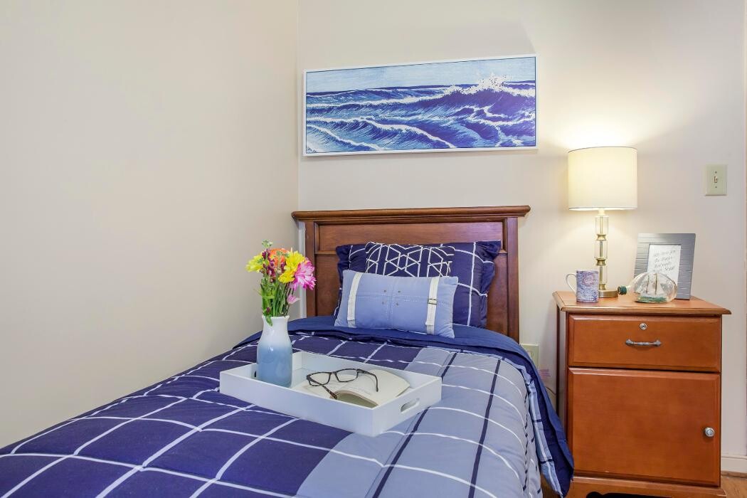 Images Charter Senior Living of Columbia